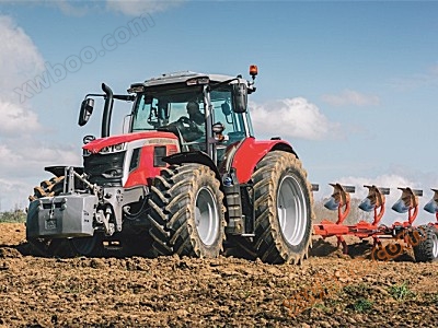 에코멕스 포그슨 MF 2004-B 트랙터